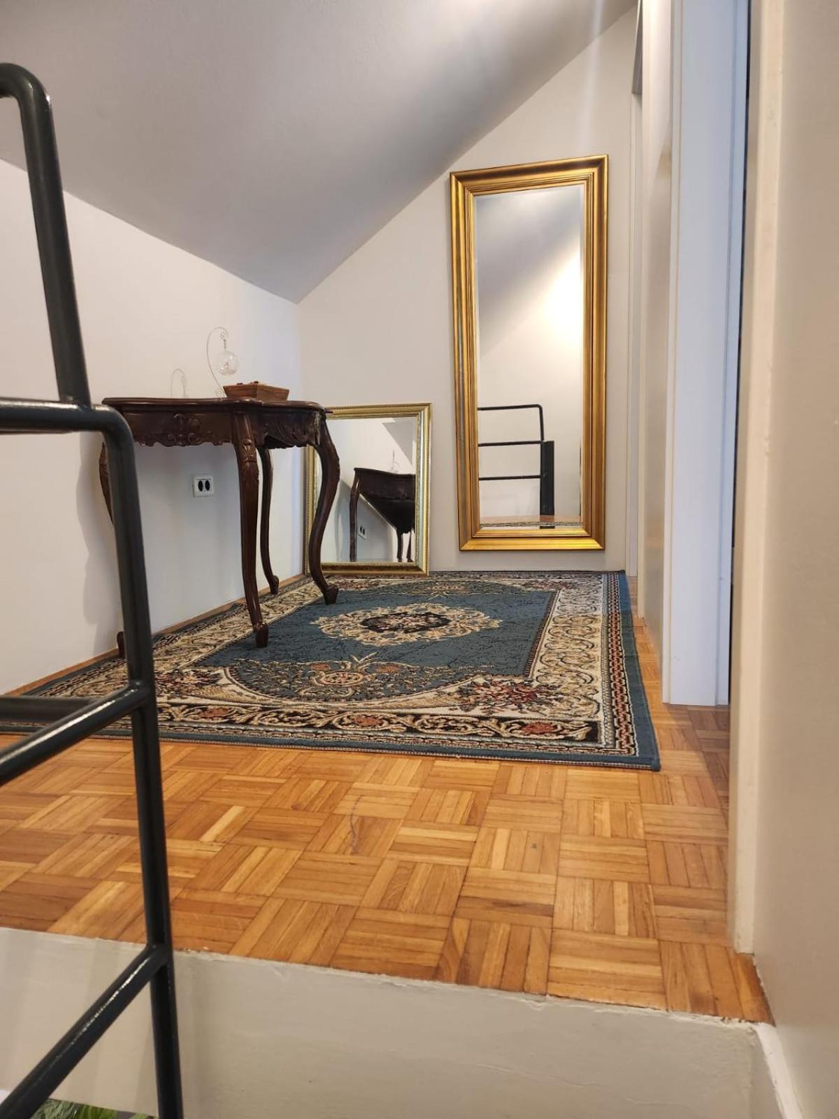 Avrora House Free Parking In Old Town Apartment Любляна Екстериор снимка